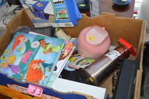 lot 119 image: Assorted Lot - See Pictures