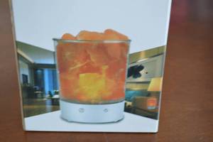 lot 130 image: White Noise Salt Lamp 5V