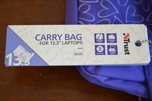 lot 142 image: Trust 13.3 Laptop Carrying Bag - 3-Pack
