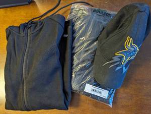 lot 250 image: 2 Black Size Medium Sweatshirts & Minnesota Vikings Hat