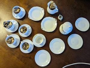 lot 256 image: Mini White Tea Set for 6 - 24 set