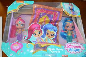 lot 185 image: Fisher Price Shimmer and Shine Magic Flying Carpet