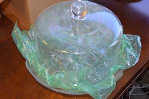 lot 189 image: Glass Cake Platter