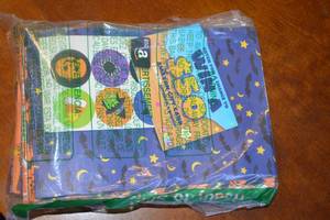 lot 221 image: Assorted Gift Bag Lot