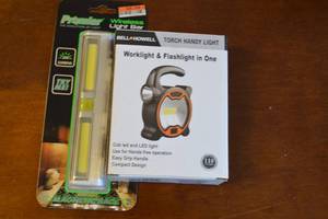 lot 222 image: Worklight and Portable Light Bar