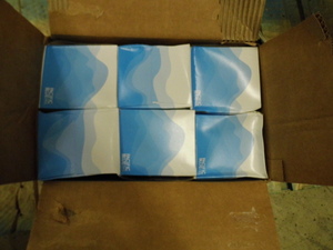 lot 10 image: Box of 12 Kleenex type facial tissue