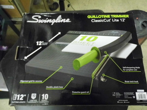 Swingline ClassicCut Lite Guillotine Trimmer