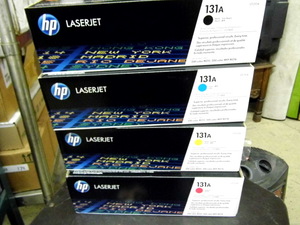 lot 32 image: Lazer Jet Ink Cartridge with 4 Colors