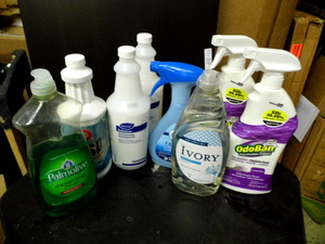 lot 77 image: Lot of assorted household Cleaning supplies