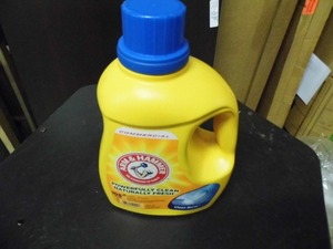 lot 94 image: Arm & Hammer Clean Breeze Liquid Laundry Detergent