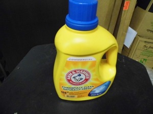 lot 96 image: Arm & Hammer Clean Breeze Liquid Laundry Detergent