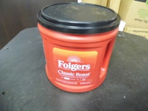 lot 97 image: Folgers 25.9oz canister Classic Roast Ground Coffee, Medium Roast
