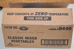 lot 310 image: Case of Birds Eye Foods Classic Mixed Vegetables - Frozen Best by 01212023