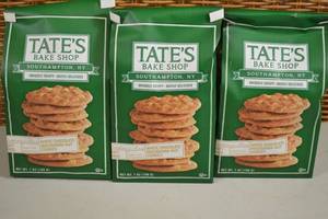 lot 448 image: 3ct Tates Bake Shop Macadamia Cookies