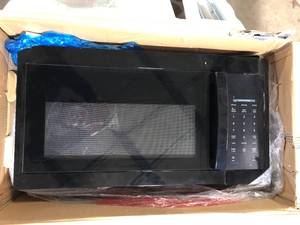 Vissani 1.7 cu. ft. 1000-Watt Over the Range Microwave in Black  Customer Returns See Pictures