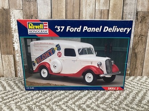 lot 16 image: 1937 Ford Panel Delivery