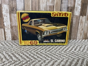 lot 10 image: 1969 Chevelle El Camino