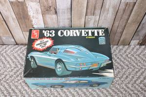 lot 154 image: 1963 Corvette Stingray