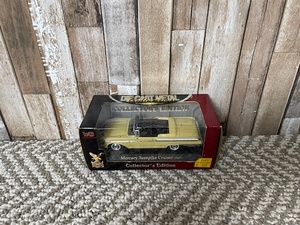 lot 256 image: Diecast Mercury Turnpike Cruiser 1957