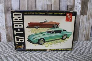 lot 96 image: 1957 T-Bird