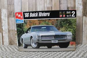 lot 120 image: 1966 Buick Riviera