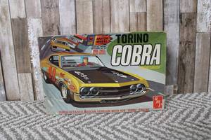 lot 122 image: Torino Cobra Sportsroof