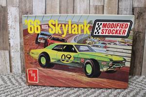 lot 170 image: 1966 Buck Skylark