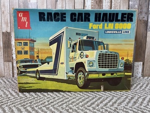 lot 253 image: Ford LN 8000 Race Car Hauler