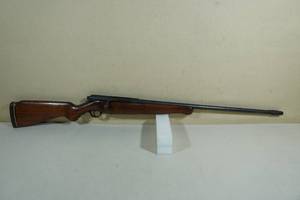 lot 17 image: O.F. Mossberg and Sons Model 185D-A 20 Gauge Bolt Action Shotgun