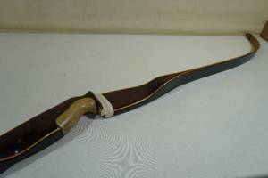 lot 55 image: Herters CV17 International Match Recurve Bow
