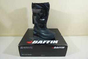 lot 116 image: Baffin Wolf Winter Boots - Mens 9