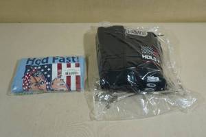 lot 121 image: Hold Fast Zip Up Hoodie and T-Shirt - Womens Small
