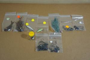 lot 131 image: Assorted Ice Fishing Tackle