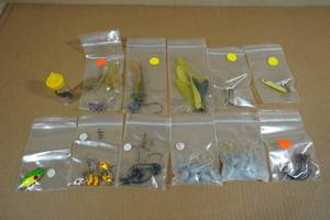 lot 133 image: Assorted Ice Fishing Tackle