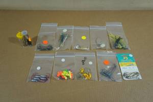 lot 134 image: Assorted Ice Fishing Tackle