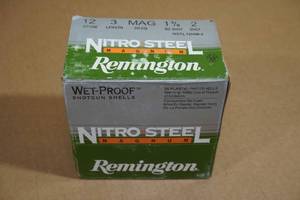 lot 209 image: 25 Remington Nitro Steel 12 Gauge 3 Magnum Steel 2 Shot Shotshells