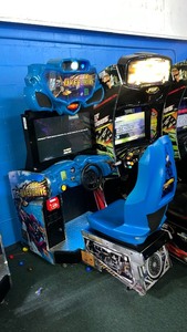 lot 23 image: H2 Overdrive Arcade Game by Raw Thrills