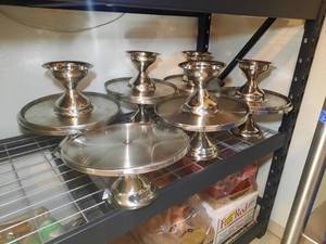 lot 133 image: (11) Stainless Steel 13 Pizza Stands. 6 H