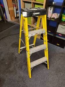 lot 156 image: Husky 4 foot Type 1 fiberglass step-ladder
