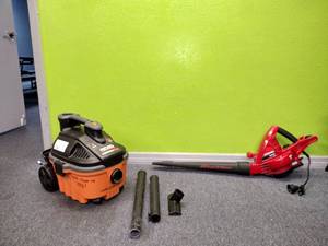 lot 165 image: Ridged WetDry Shop Vac and Troy-built Blower