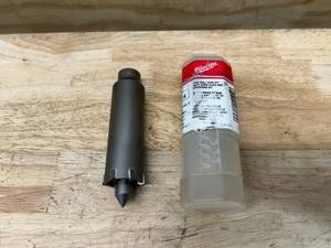 lot 52 image: MILWAUKEE Thin Wall Core Bit with Guide Plate and Centering Bit