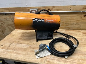 lot 26 image: DAYTON 30,000 to 60,000 BTUHR Propane Heater