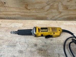 lot 36 image: DEWALT 1-12 Die Grinder