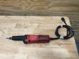 lot 29 image: MILWAUKEE 2 Die Grinder