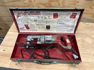 lot 30 image: MILWAUKEE Right Angle Drill