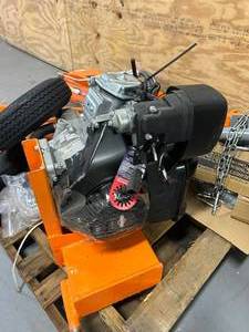lot 20A image: YARDMAX 35 Ton 306cc Full Beam Log Splitter