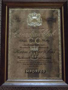 lot 27 image: Vintage CANADIAN CLUB C.C. Whisky Mirrored Sign