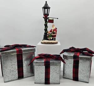 lot 117 image: 3 Galvanized Tin Presents & Santa wLamp Post