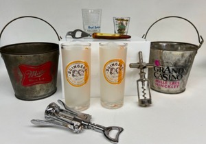 lot 90 image: Vintage Lot of Collectible Barware