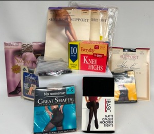 lot 141 image: Vintage Lot of Womens Nylons - New in packages